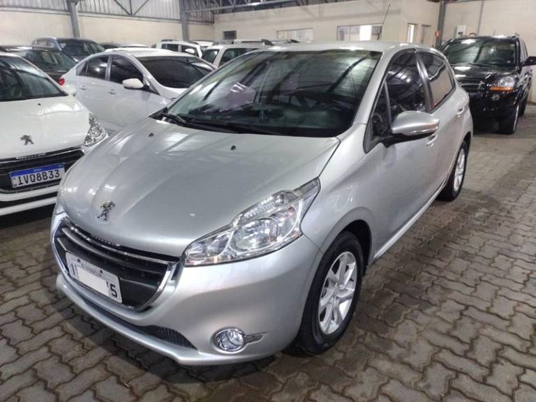 PEUGEOT - 208 - 2014/2015 - Prata - R$ 43.000,00