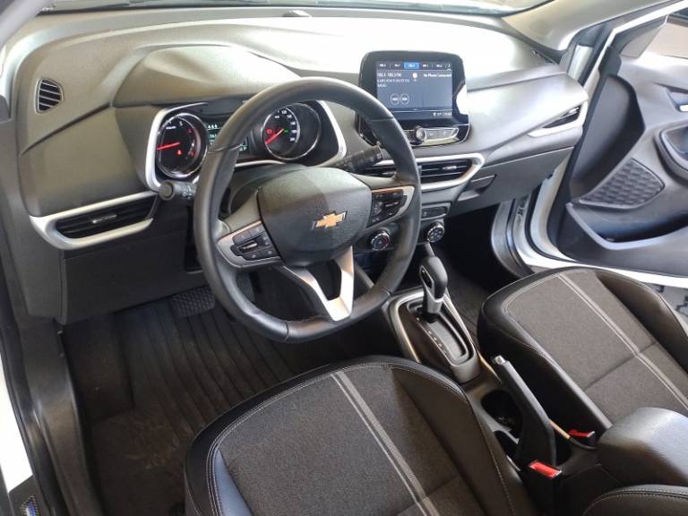 CHEVROLET - TRACKER - 2022/2023 - Branca - R$ 119.000,00