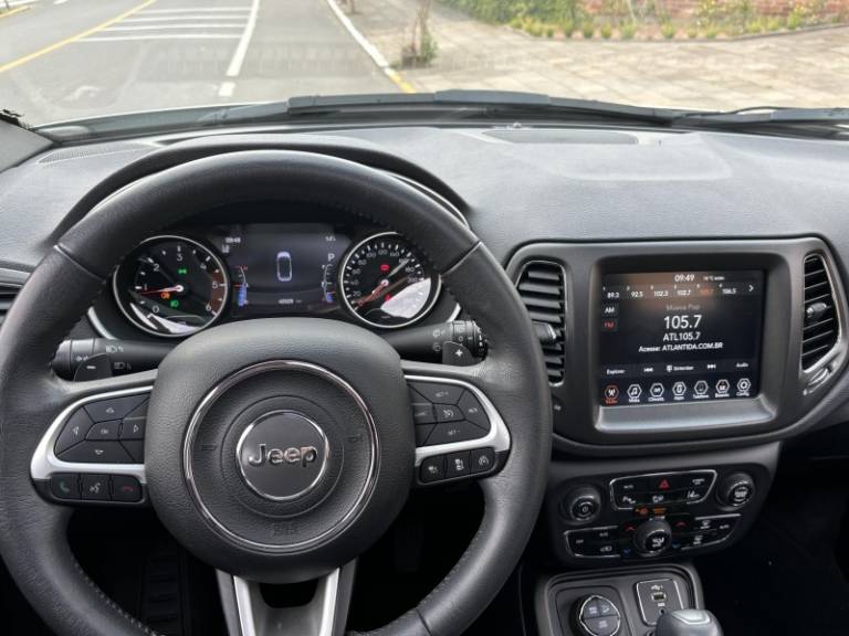 JEEP - COMPASS - 2019/2020 - Branca - R$ 145.000,00