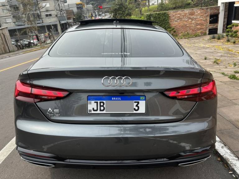 AUDI - A5 - 2023/2023 - Cinza - R$ 310.000,00