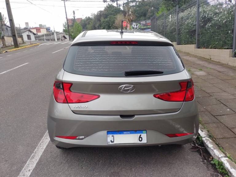 HYUNDAI - HB20 - 2020/2020 - Prata - R$ 59.000,00