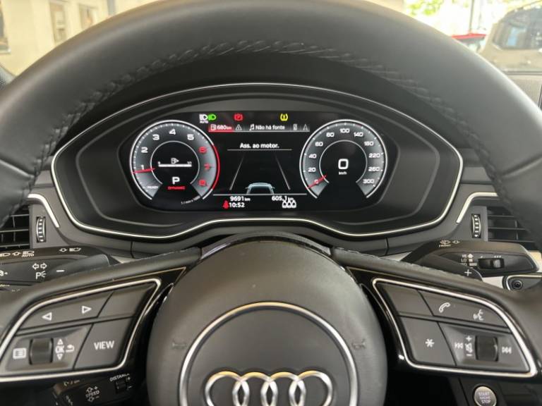 AUDI - A5 - 2023/2023 - Cinza - R$ 310.000,00