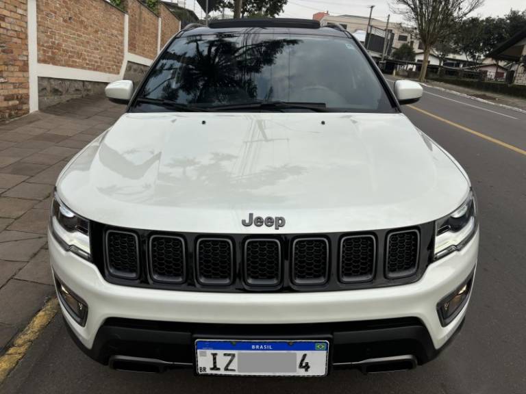 JEEP - COMPASS - 2019/2020 - Branca - R$ 145.000,00