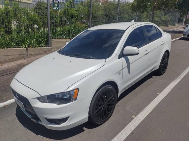 MITSUBISHI - LANCER - 2018/2019 - Branca - R$ 75.000,00