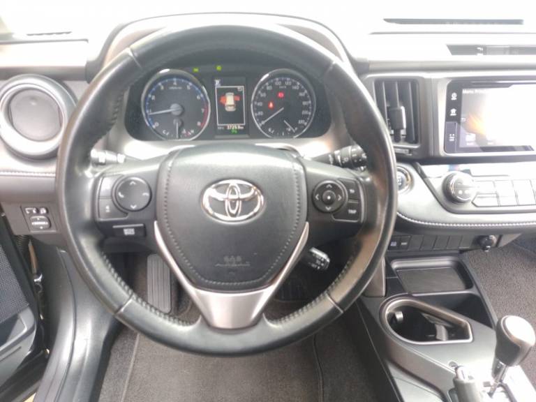 TOYOTA - RAV4 - 2018/2018 - Cinza - R$ 135.000,00